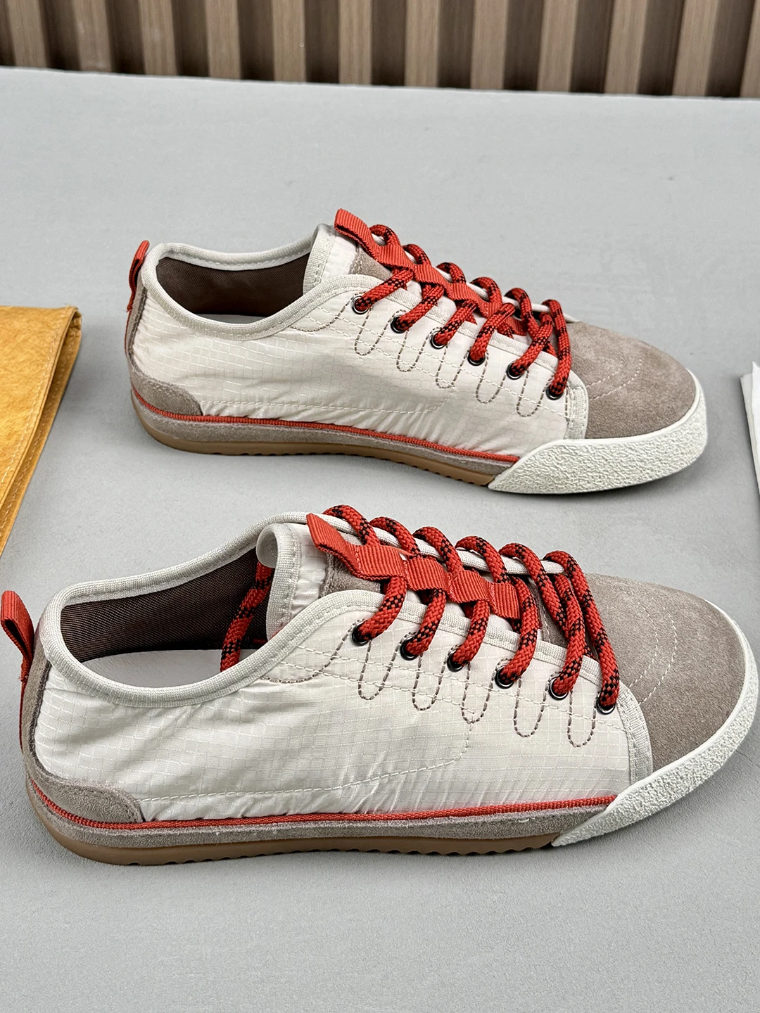 chaussures-decontractees-retro-en-toile-respirante-a-coupe-basse-pour-femme-nouvelle-collection-ete-semelle-souple-a-enfiler-fines-a-lacets-style-agan