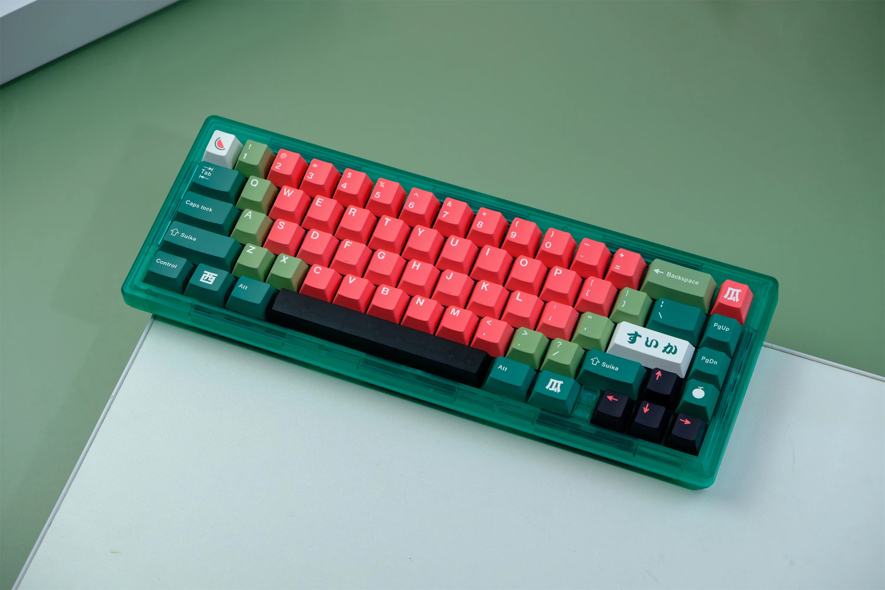 GMK watermelon Keycap, 134 Keys PBT Keycaps Cherry Profile DYE-SUB Personalized GMK Keycaps For Mechanical Keyboard