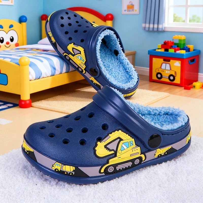 

Сабо для мальчиков с героями мультфильмов, зимние теплые детские плюшевые тапочки, роскошные повседневные спортивные домашние сандалии на мягком меху, легкие сандалии для мальчиков, обувь