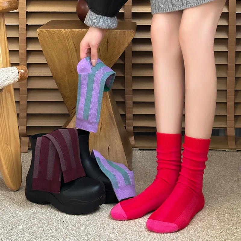 

Red Socks Cotton Zodiac Year Vertical Striped Medium Tube Socks Color Matching Stockings Soft Skin-friendly Sweat Absorption