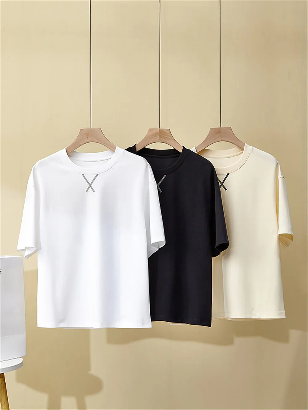 

Summer Women's Round Neck Cotton Short Sleeved Bead Chain T-Shirt Casual Pullover