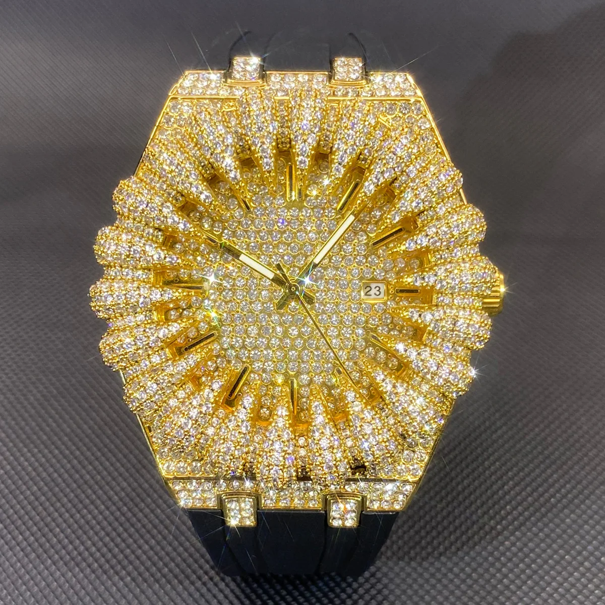 nuovi-orologi-da-uomo-con-diamanti-design-a-forma-di-artiglio-cinturino-in-silicone-alla-moda-orologi-da-polso-in-stile-hip-hop-orologio-al-quarzo-con-cristalli-e-indicatore-della-data