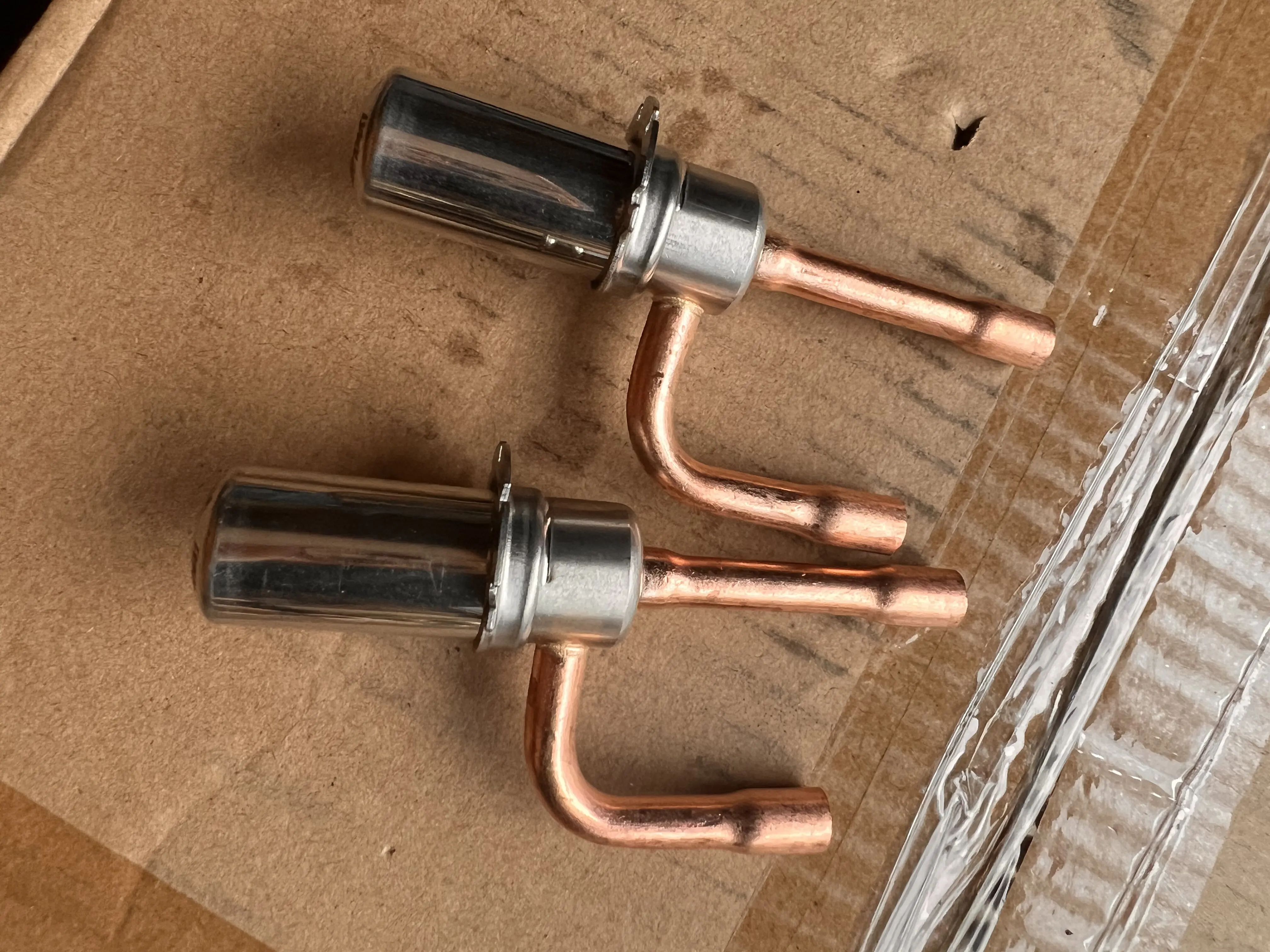 Suitable for Chigo Haier 1.5-3 air conditioner electronic expansion valve set, valve body diameter 1.7 cm coil six wires