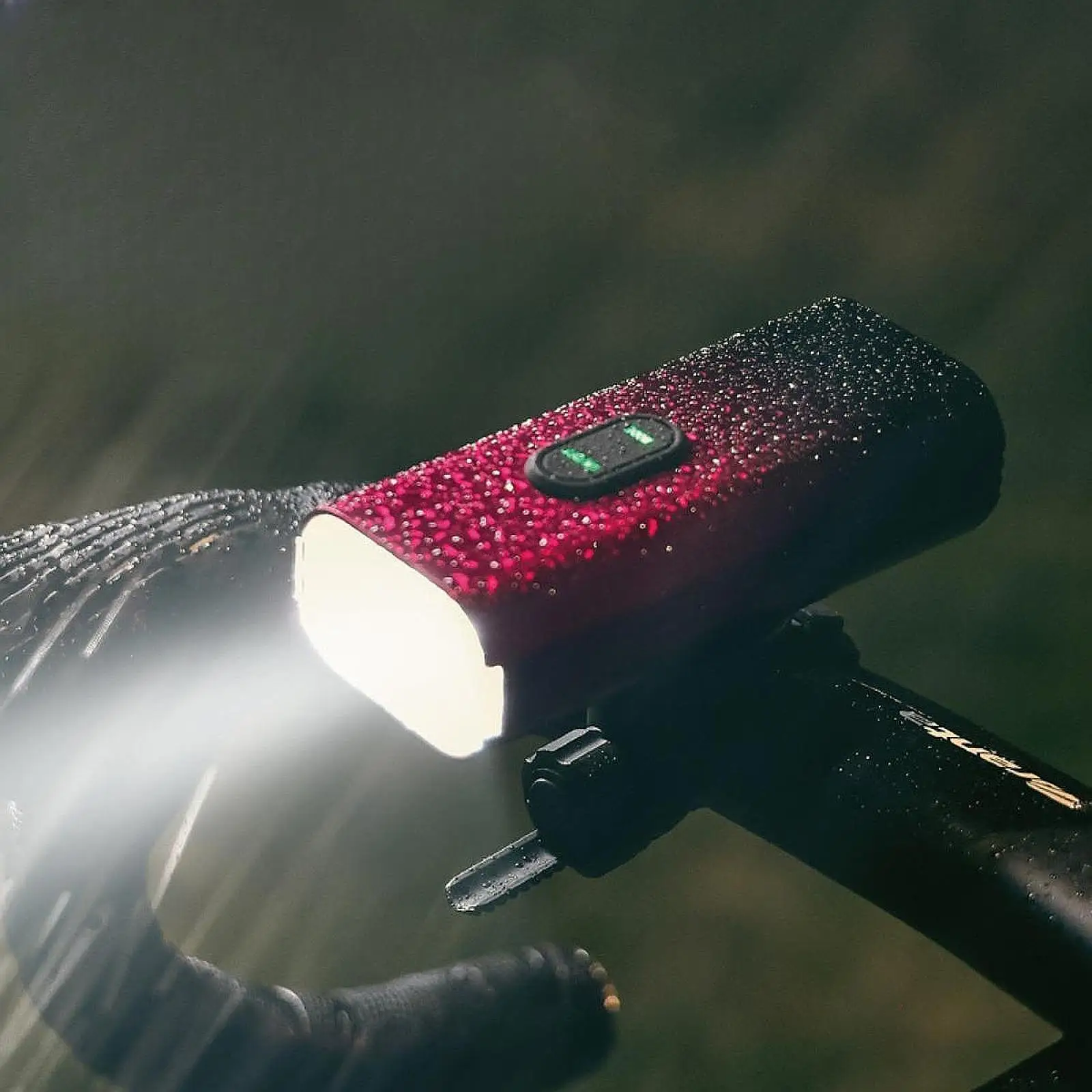 

LED Bike Light Headlight Brightness Adjust Bright Rainproof Rechargeable Bicycle Front Light for Outdoor Cycling Accessory