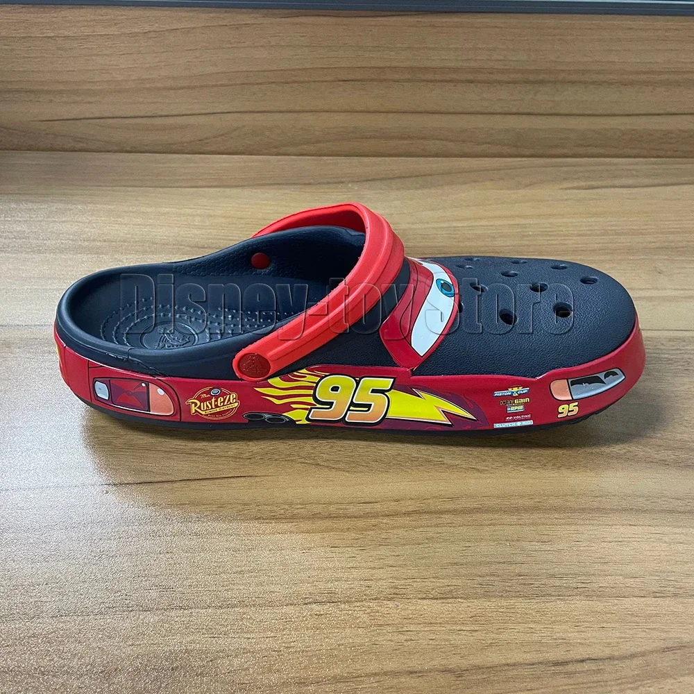 Disney Mcqueens Pixar Cars Cartoon Solid pantofole impermeabili sandali da esterno Casual traspirante alla caviglia scarpe Eva regalo per adulti