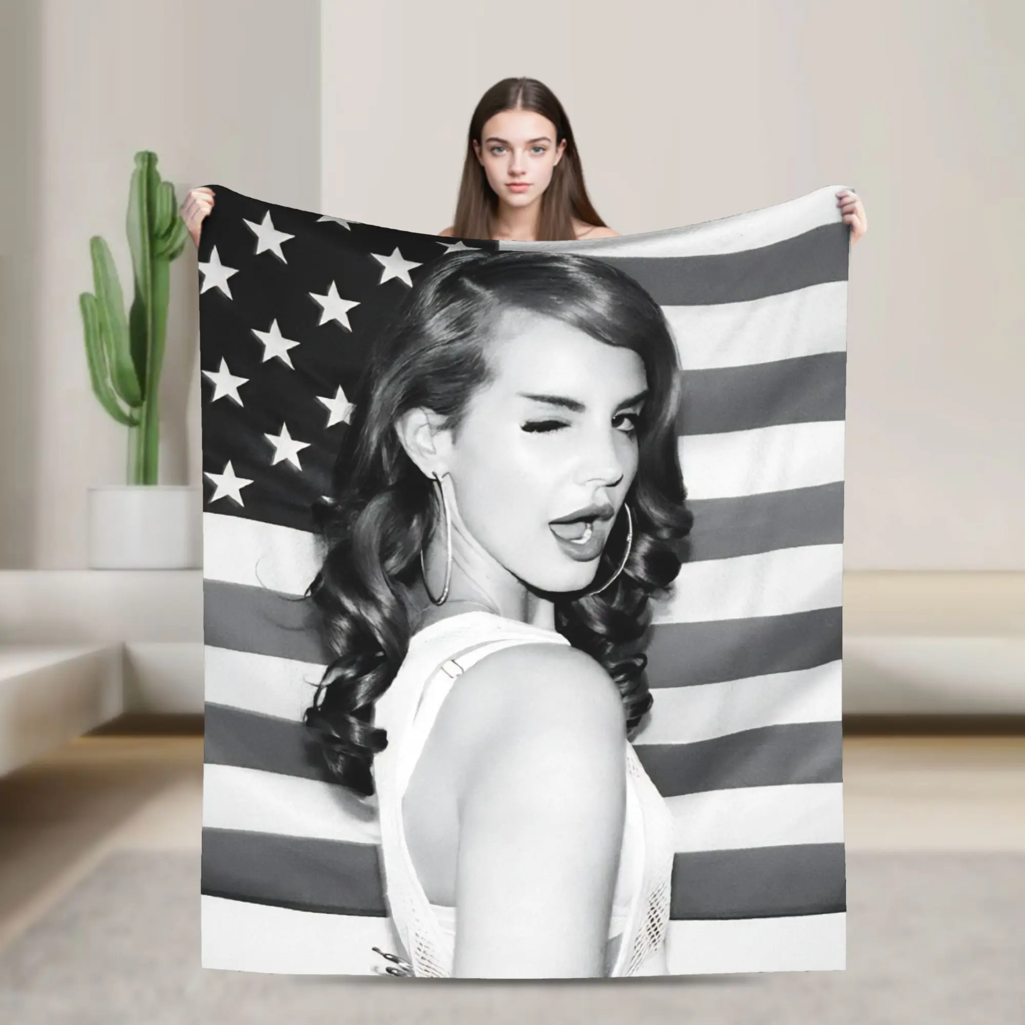 Singer Lana Del Rey… - image