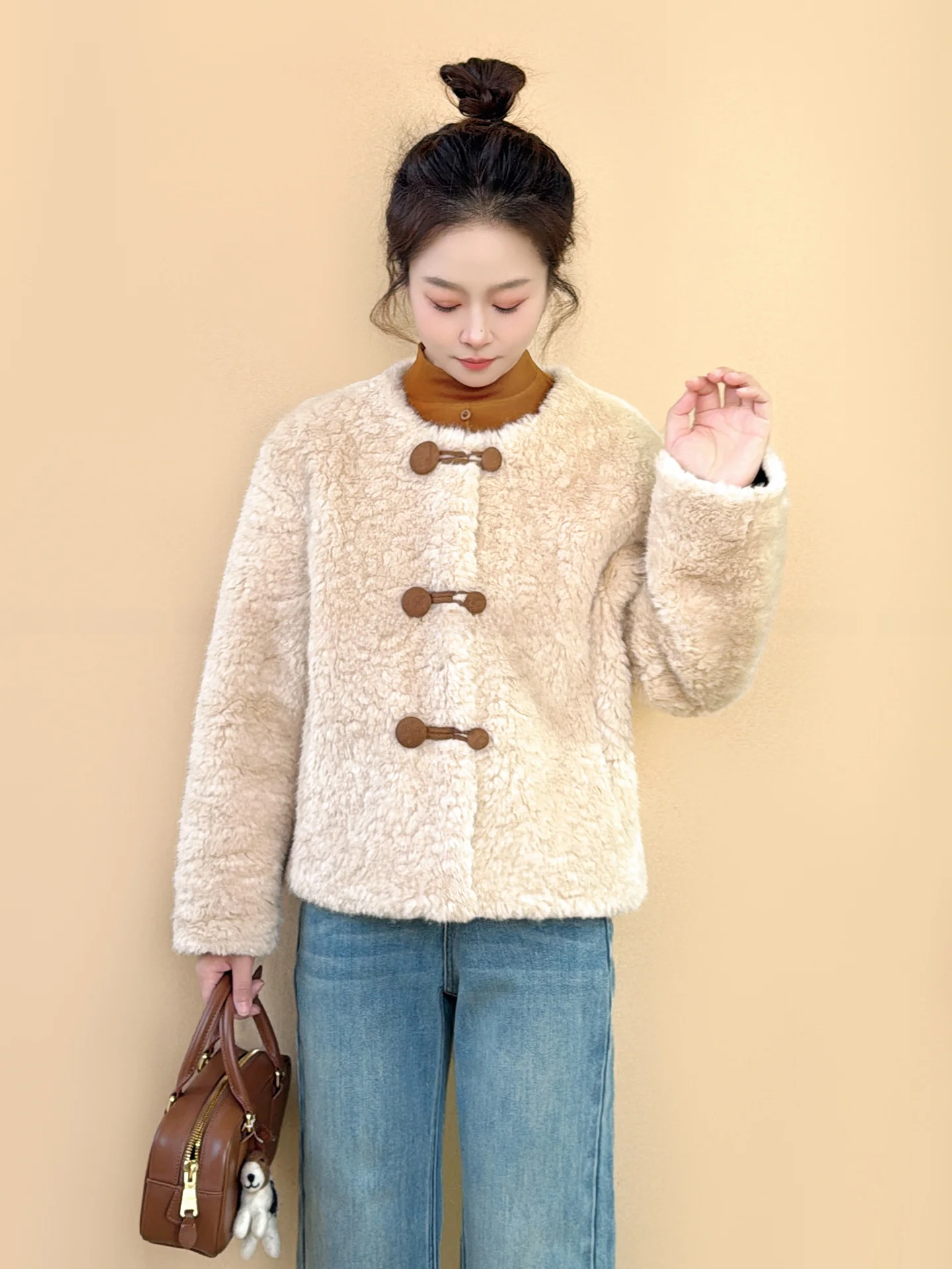 

Korean Sle ort Lamb Fur Jaet Women's Thi Warm Winter Coat Small Size Faux Leather eepskin Vest Straight Cut