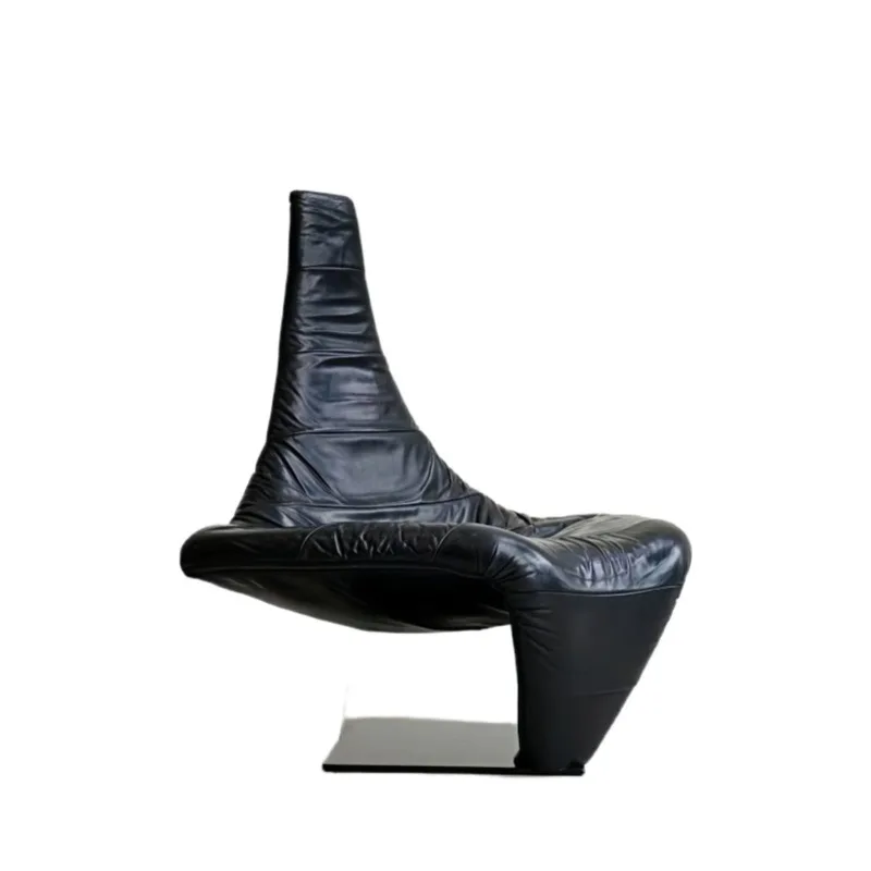 Antique flying carpet suspended single recliner niche design black casual sofa chair
