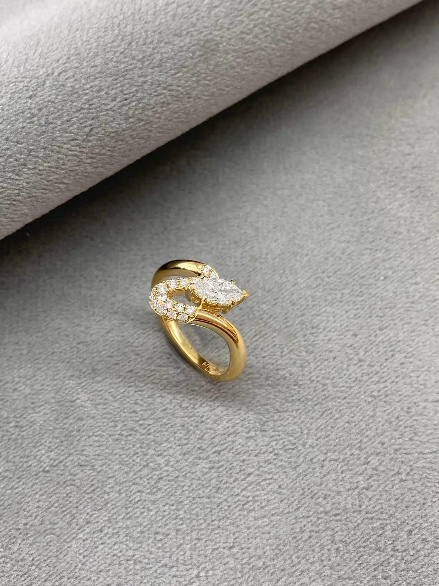 18K gold solid genuine gold S-shaped marquise-cut laboratory-grown diamond 0.5CT IGI wedding ring custom jewelry