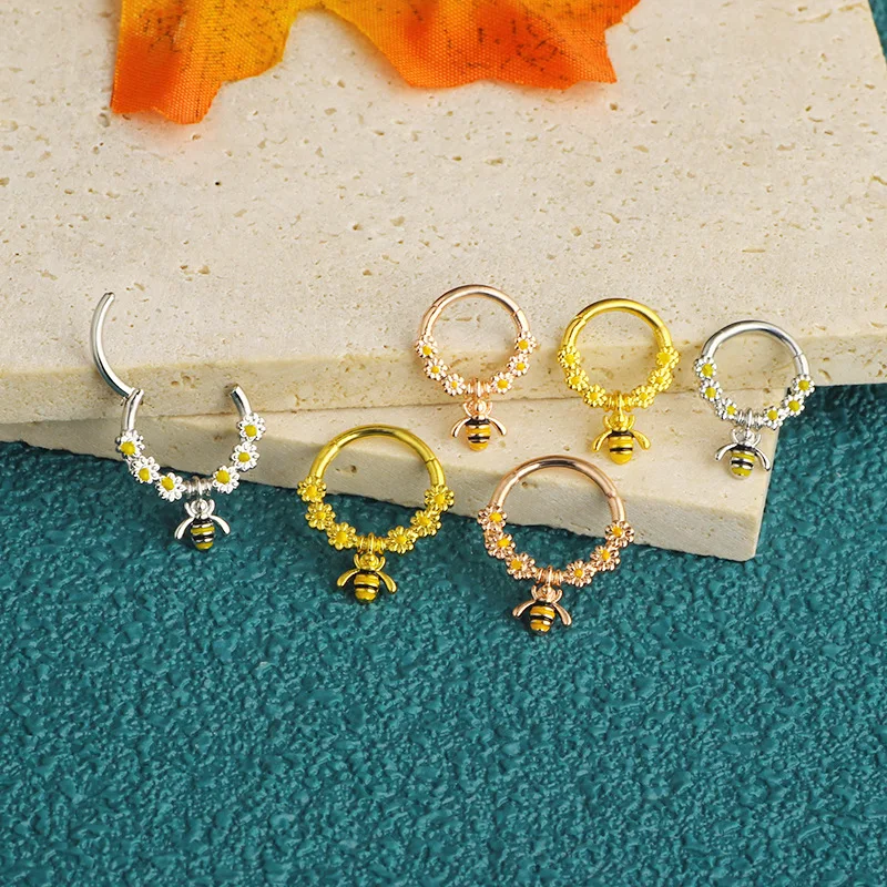 1PCS Moon Planet Septum Hoop Clicker Dangle Nose Ring Star Helix Hoop Earring Cartilage Jewelry Nose Ring Hoop Septum Piercing