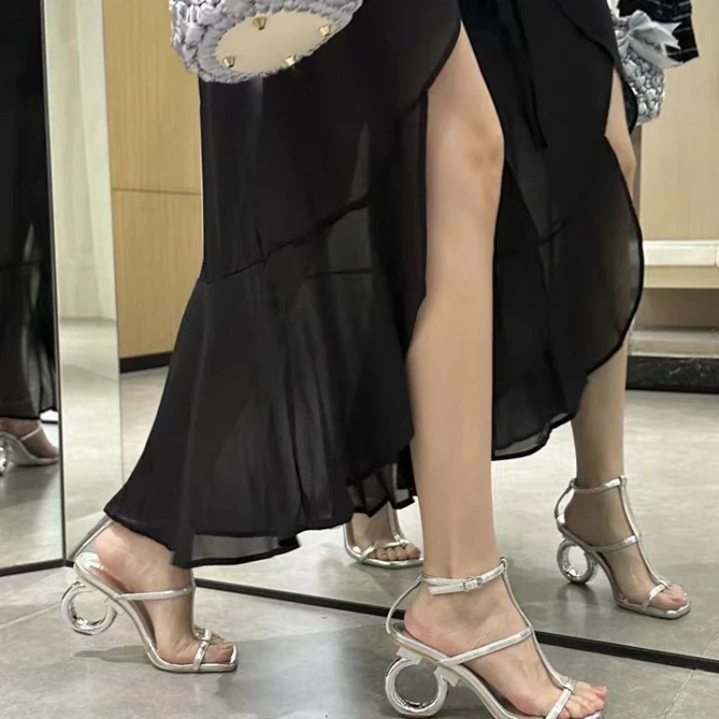 Tacco a forma di chiusura a livello di aspetto alto con cinturino posteriore a punta aperta sandali antiscivolo comodi ed eleganti Sexy per le donne