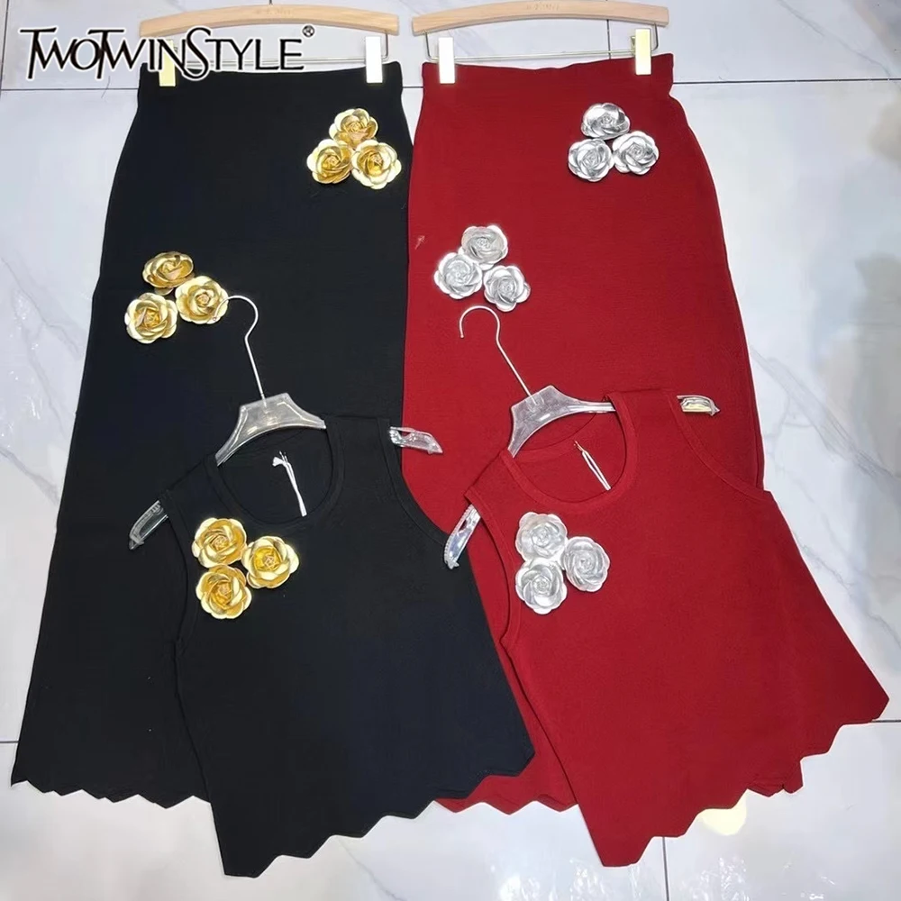 

TWOTWINSTYLE комплекты из двух предметов с аппликацией для женщин, топ без рукавов с круглым вырезом, юбка с высокой талией, шикарный женский комплект, новинка KSE548705