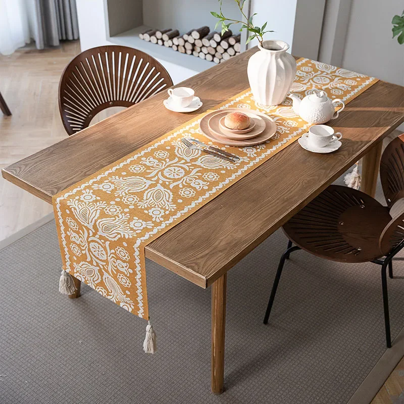 Nordic Geometric Jacquard Table Runner with Tassels Contrasting Table Cover for Dining Wedding Dustproof Anti-Wear Home Textile