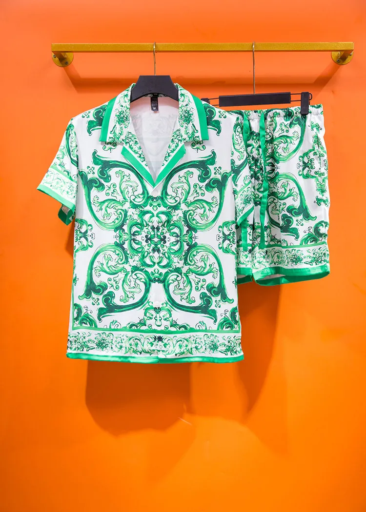 Men's shirt and shorts set - Fashionable golden Cuban collar, high-quality luxurious short-sleeved summer clothing