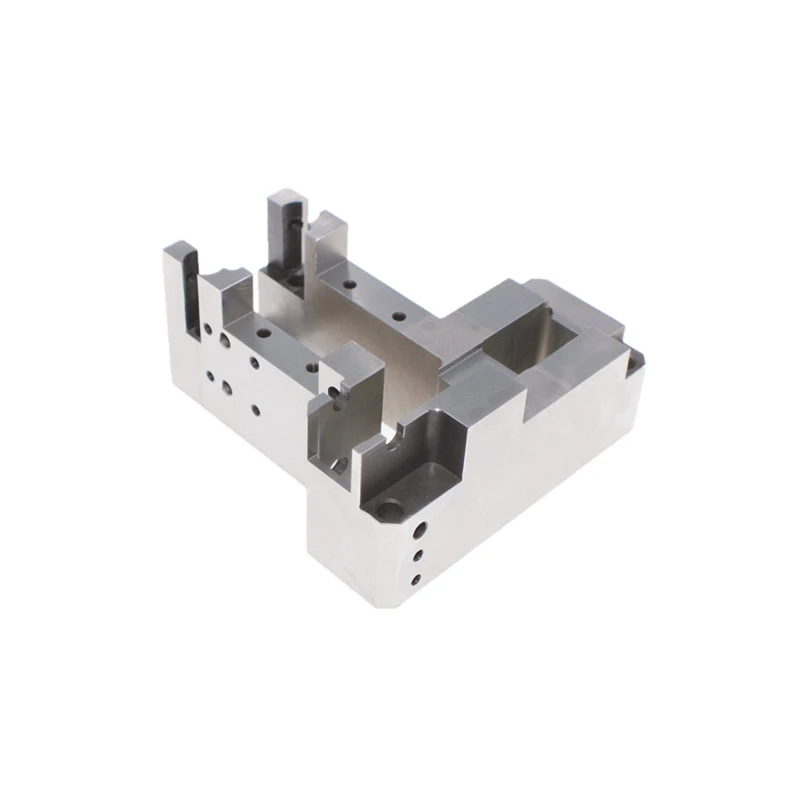 Dostosowane metalowe części obrabiane SKD11 do obróbki cieplnej uchwyt mocujący frezowanie CNC centrum obróbkowe do szlifowania drutu