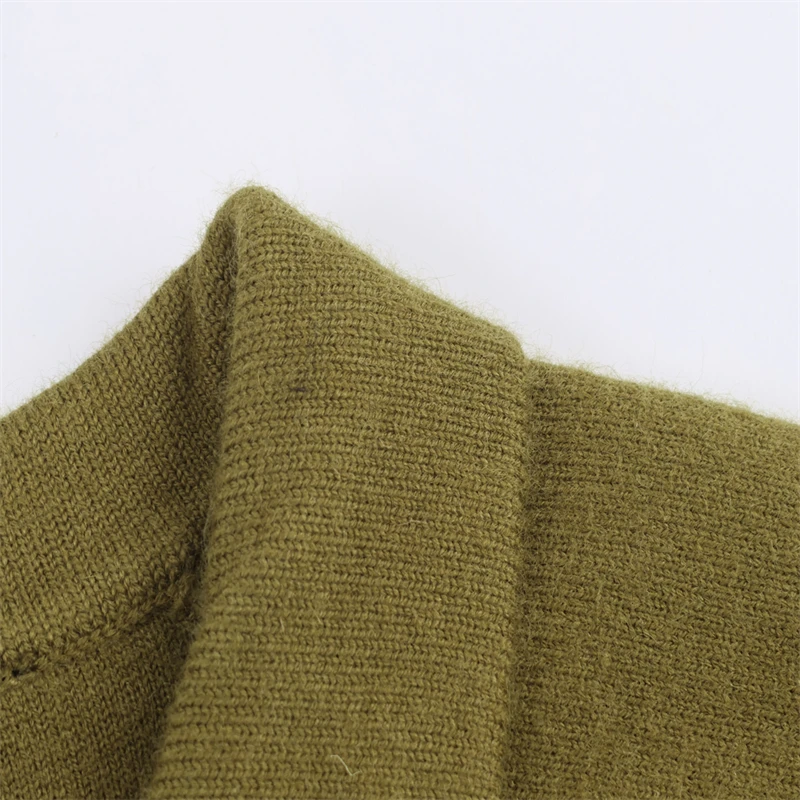 With Two Front Pockets, Fashionable Short Coat for Daily Wear Olive Green Lapel Zipper Jacket, Women's Woolen Blend Outerwear