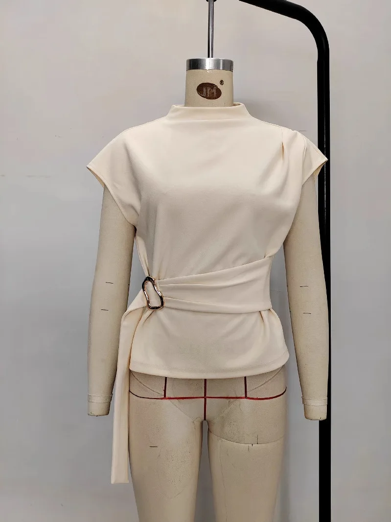 Fashionable Minimalist Knitted Short Sleeve Women's Top Buttoned Waist-Cinching Half High Collar Style in Beige Color