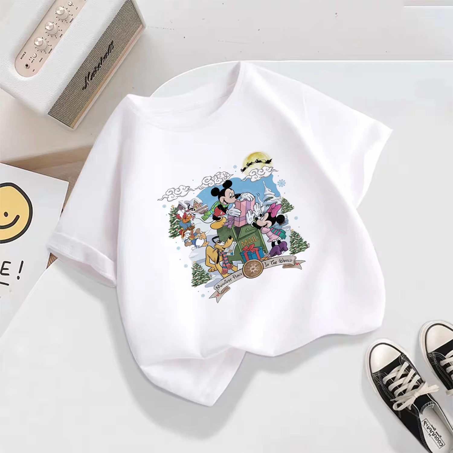 

Летняя детская одежда для мальчиков, футболки с мультяшными принтами Диснея Минни и Дейзи, модный детский топ с короткими рукавами и круглым вырезом для девочек