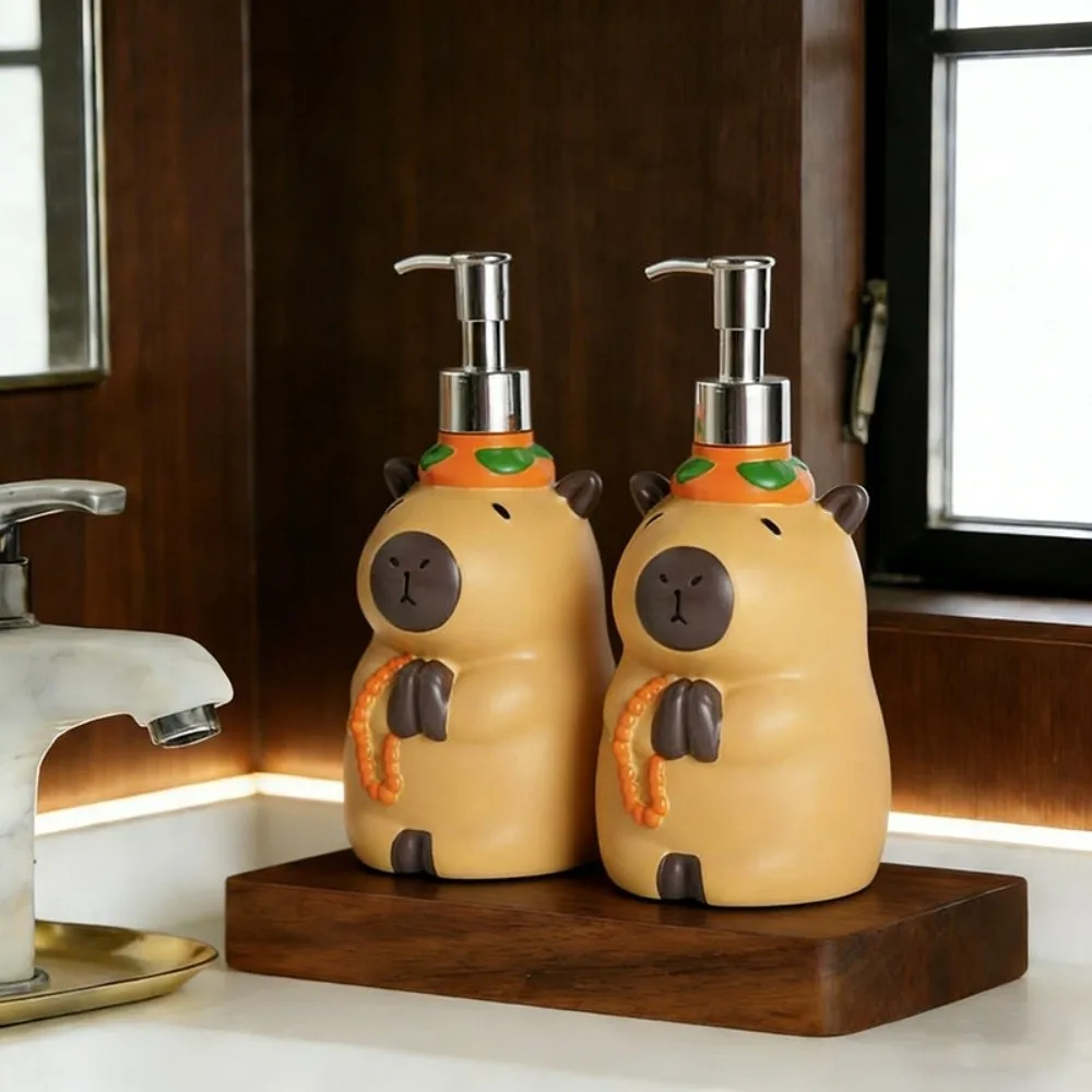 

Cute Capybara Dispenser Bottle Refillable Press Bottle Cartoon Hand Sanitizer Bottle Decorative Collectible