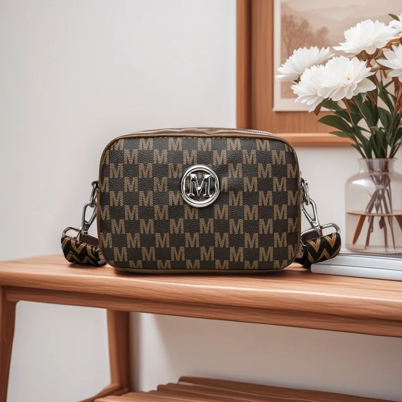 

Fashionable Women's Crossbody Bag Shoulder Camera Bag Wide Belt Mobile Phone Bag Stylish Trendy Handbag Polyester Fiber Lining