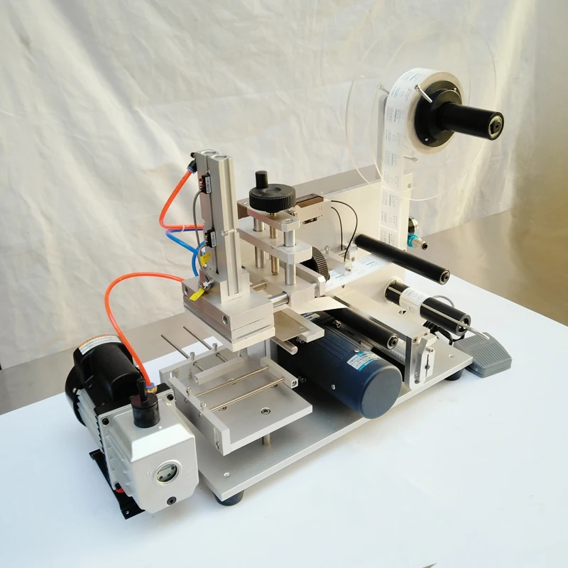 

Машина для этикетирования квадратных плоских бутылок, малогабаритная бытовая машина для двусторонней печати наклеек для бизнеса и промышленного использования