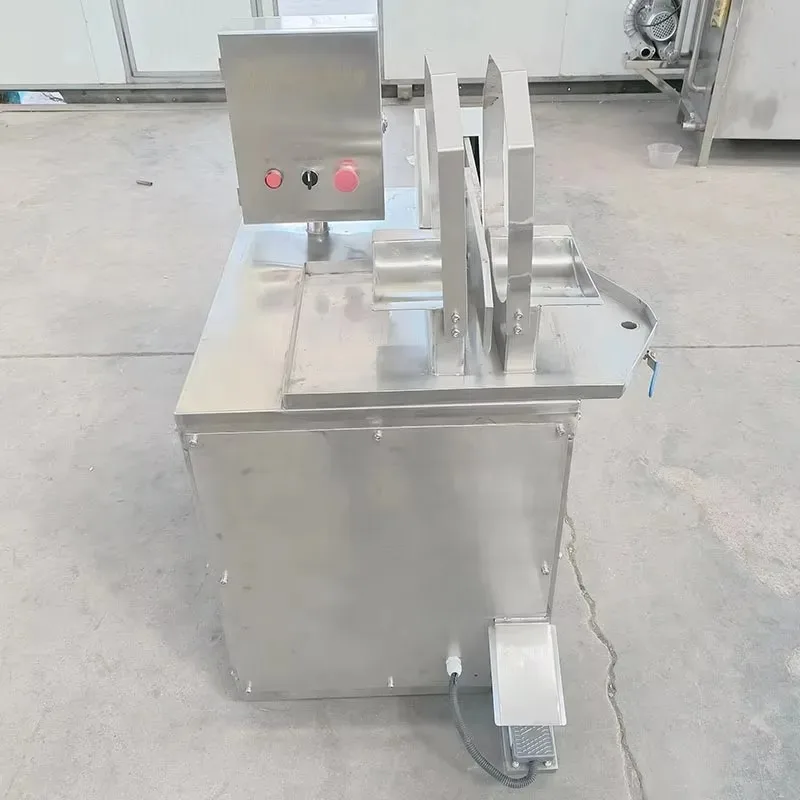 Coconut Water Extracting Machine Automatic Green Coconut Half Cutting Opening Machine Coconut Cutting