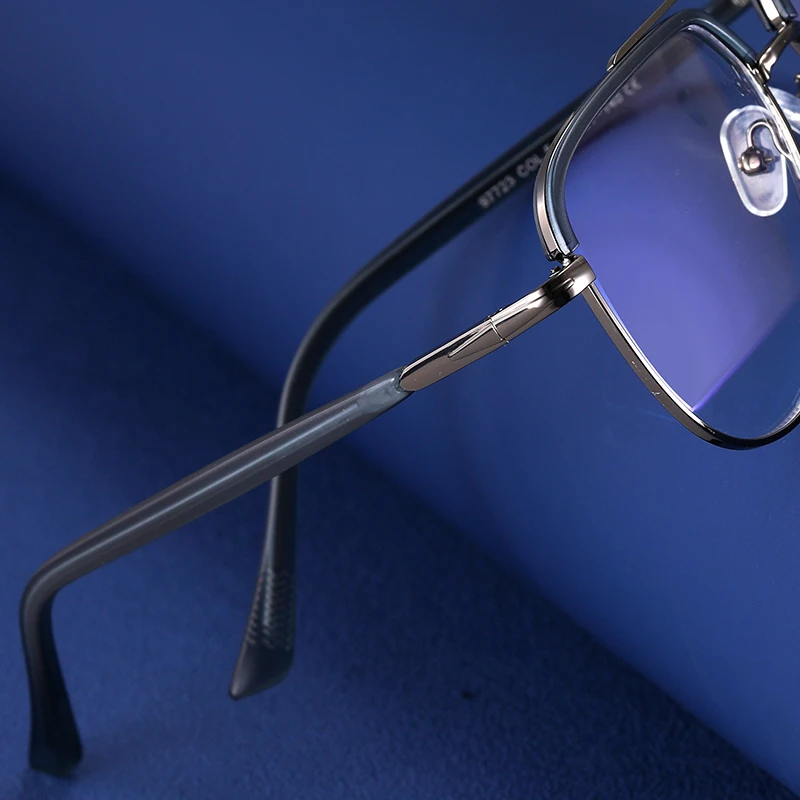 BEMORE Pilot Alloy Prescription Glasses Women Men Photochromic Anti Blue Light Optical Progressive Eyewear