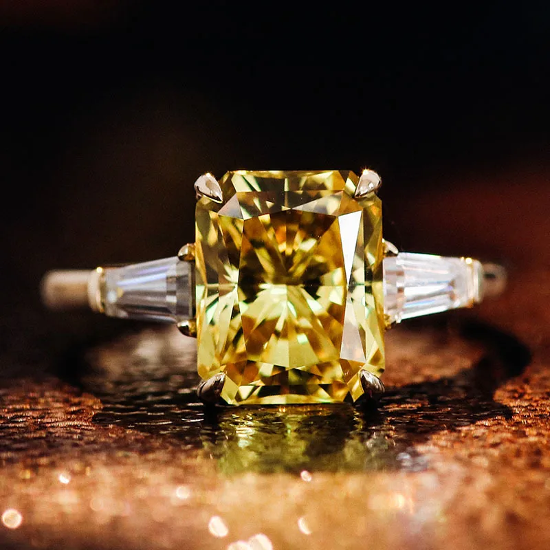 925 Sterling Silver 18K Gold Redion 4-Carat Cultivated Diamond Ring, High-End Light Luxury Ring, Women's Halloween Gift, Daily Street Fashion, Cool Valentine's Day Gift, Is a Gift for Festivals/Birthdays/Parties