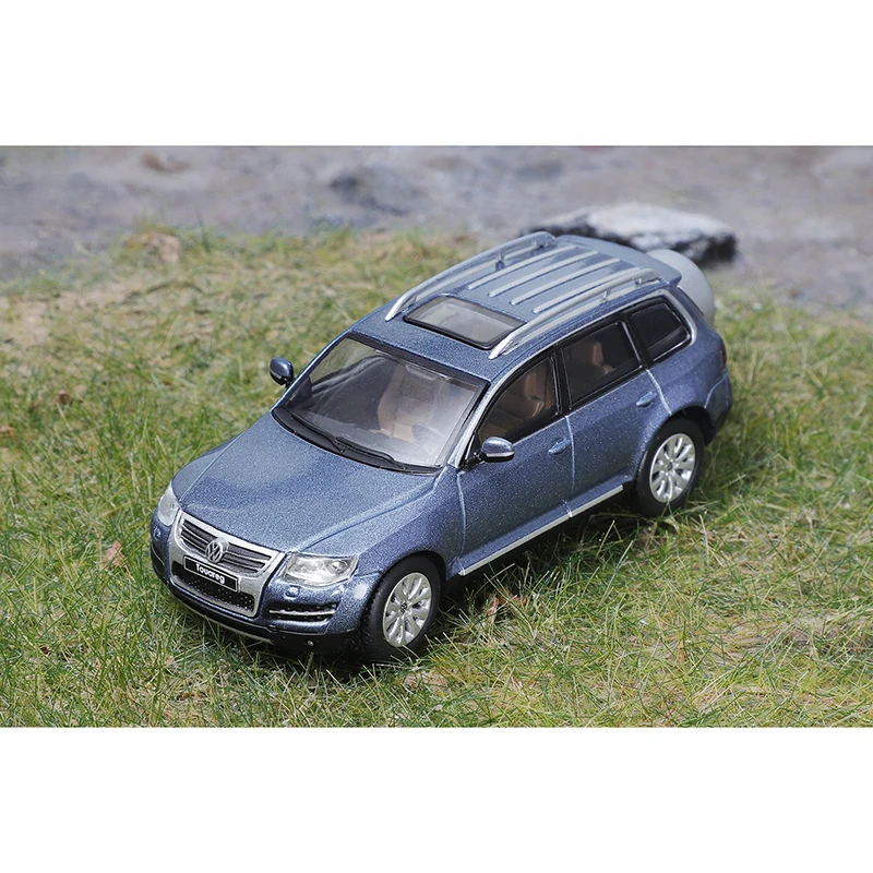 

SHADOW литой под давлением масштаб 1:64, версия запасного колеса Touareg, модель автомобиля из сплава, готовая коллекция имитаций, украшение, подарочный дисплей