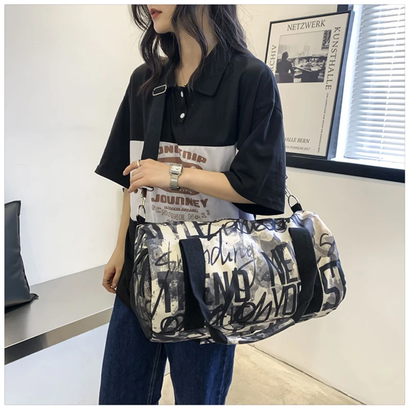 Sports Gym Bags for Man Weekend Travel Yoga Luggage Waterproof Youth Women'S Female Bags 2022 Trend Handbag Swimming Dry and Wet