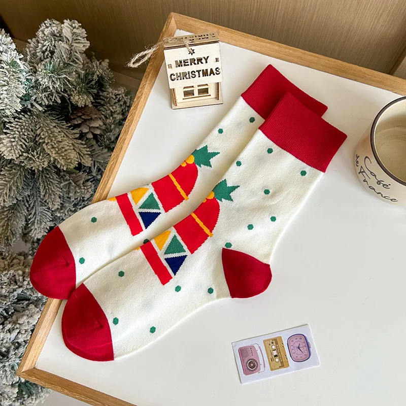 New Christmas Socks Woman Funny Santa Claus Christmas snowman Socks Kawaii Cartoon Animal Girl Cute Novel Christmas Gift Socks