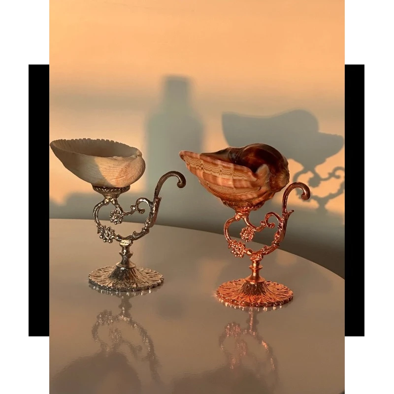 

Creative Geometric Art Conch Wine Glass Fruit Plate Ins Style Niche Luxury Atmosphere Decoration Plate