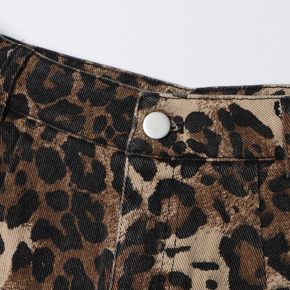 VGH Streetwear Leopard Impressão Calças Jeans Para As Mulheres De Cintura Alta Emendado Bolsos Oco Out Chic Calças Perna Larga Estilo Feminino