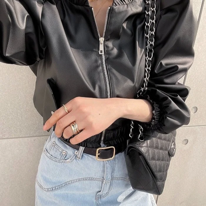 Retro Versatile Black Leather Jacket with Pleated Elastic Collar Cuffed Sleeve Loose Casual Zipper Motorcycle Outerwear
