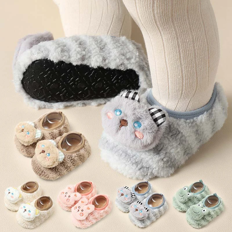 Cartoon-Bären-Baby-Bodensocken Rutschfeste Weiche Sohlen-Schuhe für Säuglinge Winter Warme Neugeborenen-Lauflernschuhe Niedliche Kinder-Plüschsocken 8-24 Monate