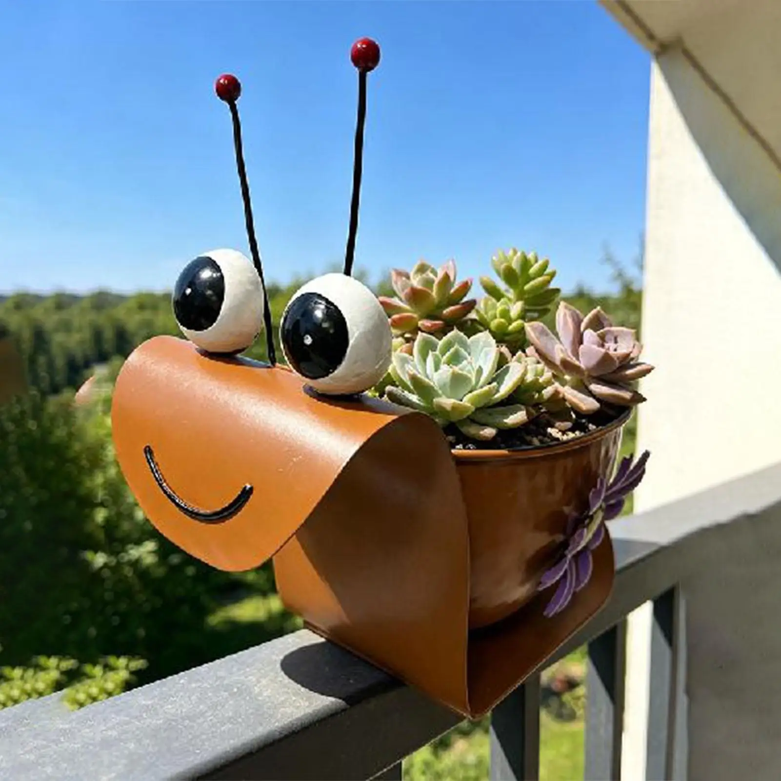 Snail Planter Cute Metal Snail Home Decor Rustic Whimsical Planters for Succulents Cacti Desk Windowsill Living Room Office Home