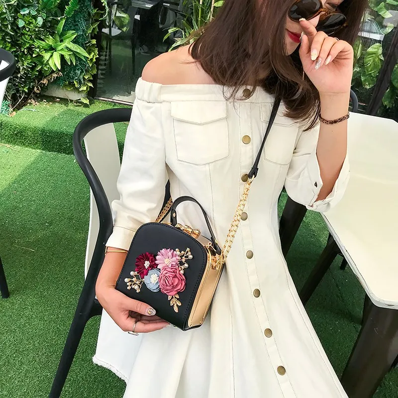 

Fashion Wild Women Handbag Metal Clip Small Square Dinner Flower Shoulder Bags Diagonal Handbag