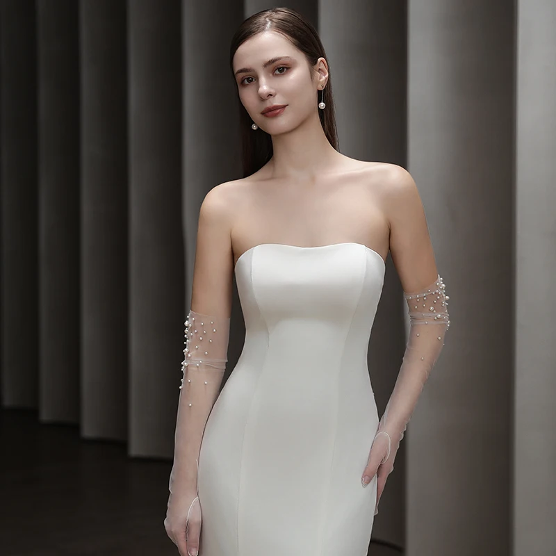 ถุงมือยาวประดับลูกปัดทำมืออย่างประณีต ดีไซน์หรูหรา ทรงเข้ารูป เหมาะสำหรับงานแต่งงาน งานเลี้ยงอาหารค่ำ ถุงมือผ้าทูลล์ อุปกรณ์เสริมสำหรับงานแต่งงาน