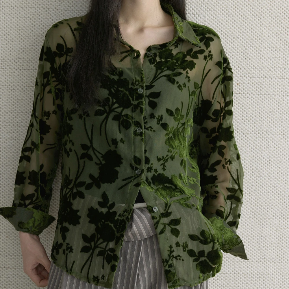 TWOTWINSTYLE Groen Gesplitst Massaal Chic Shirt Vrouwelijke Revers Lange Mouw Losse Koreaanse Casual vrouwen Shirts Herfst Mode Nieuwe