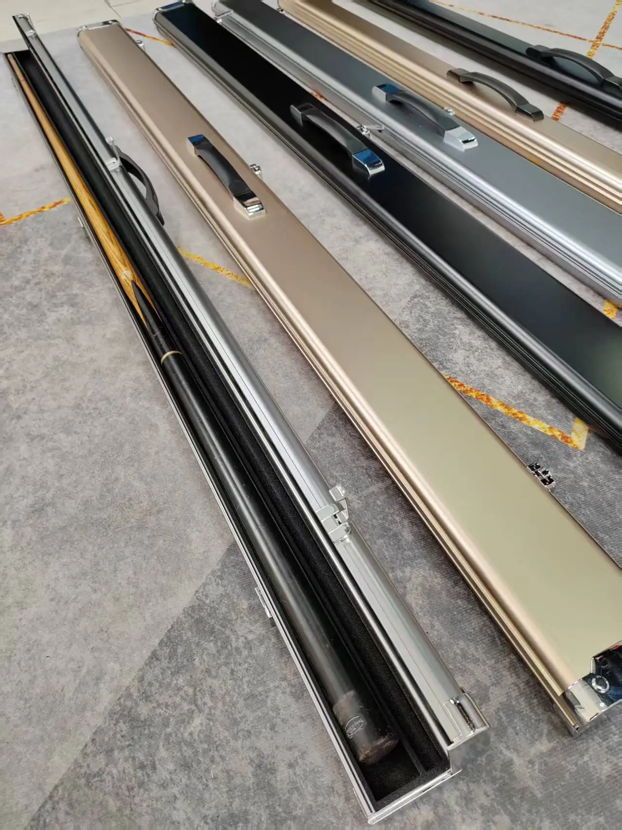 Aluminum 3 Slots One-PC Straight Billiard Snooker Pool Cue Stick Case for Sale