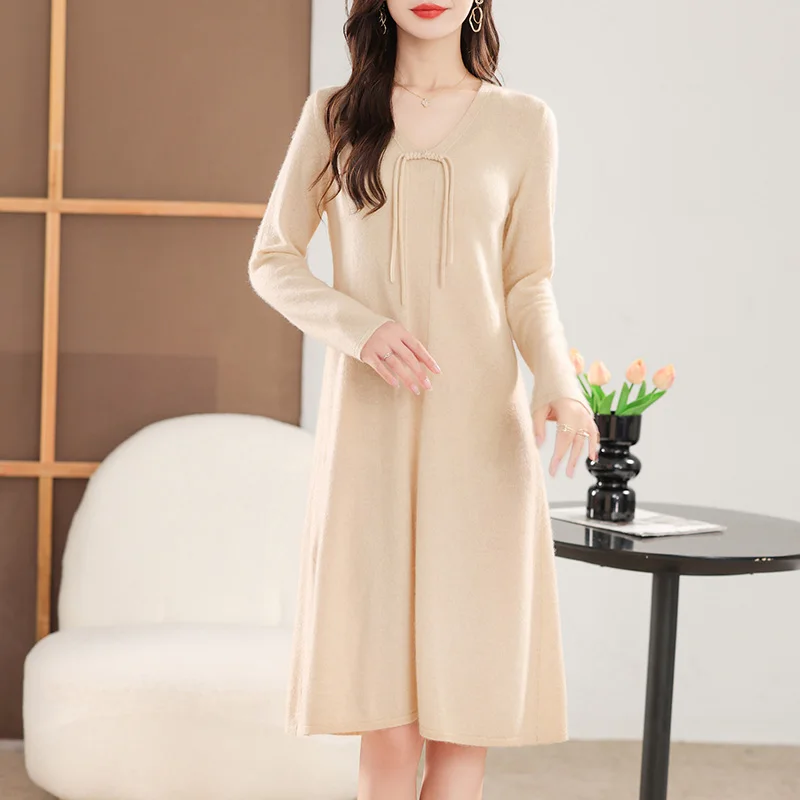 100% merino wool women's knitted dress, casual, buckle, v-neck, loose, warm, new autumn and winter 2024