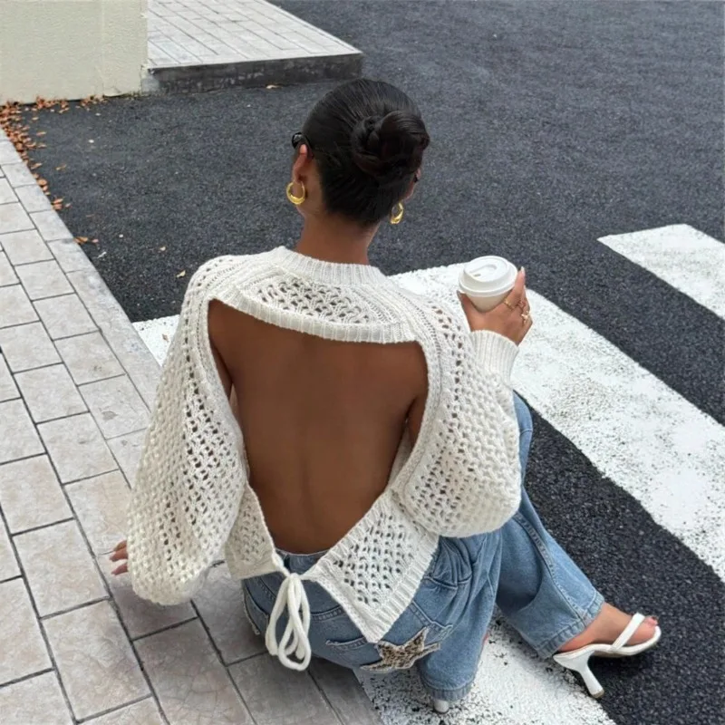

2026 New Fashion French Romantic Backless Hollow Knitted Pullover Autumn and Winter Backless Sweater