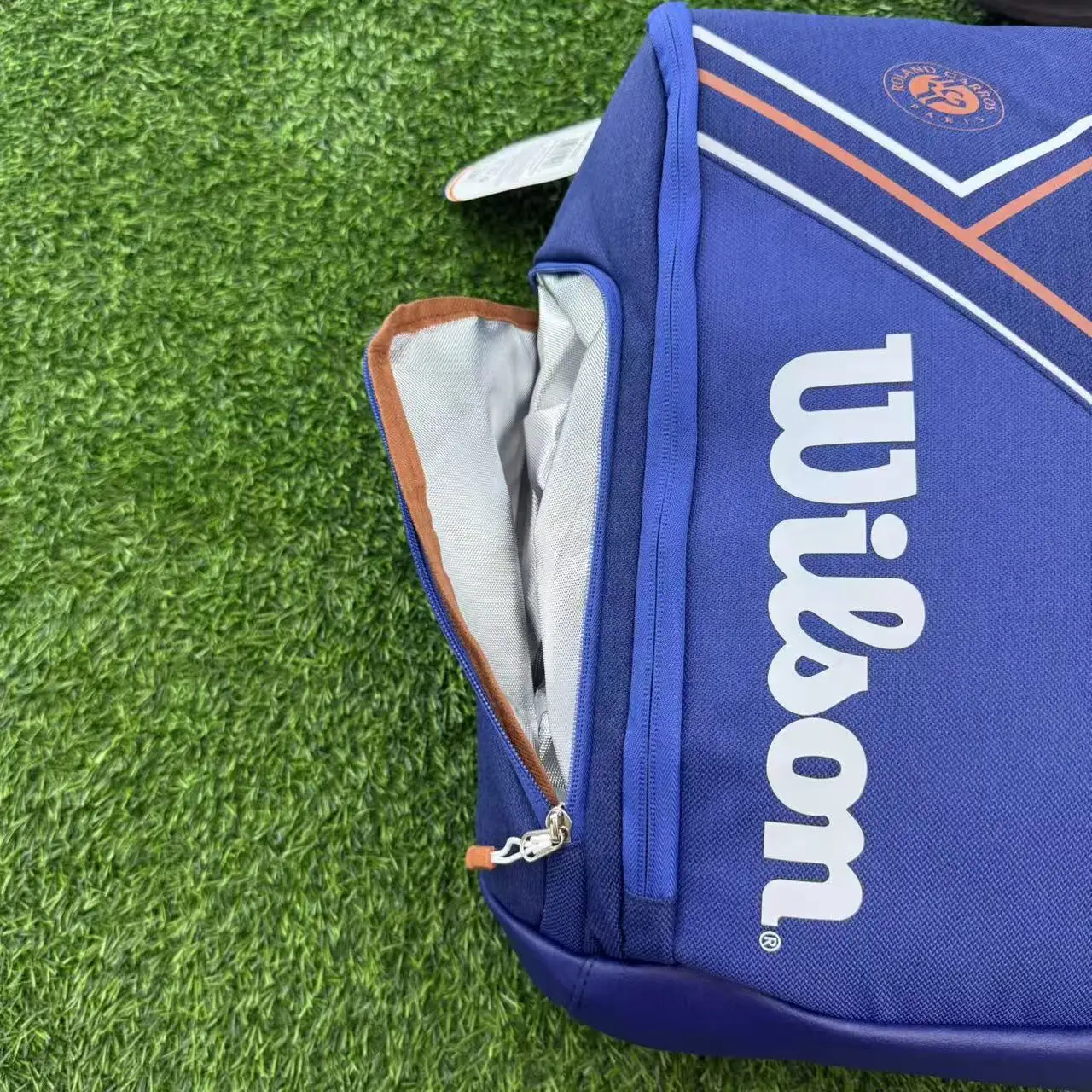 Wilson Super Tour Tennis Backpack RG France Open Sport Navy Blue Tennis Bag Hold 2 Racquet with Thermoguard Pocket  WR8018301001