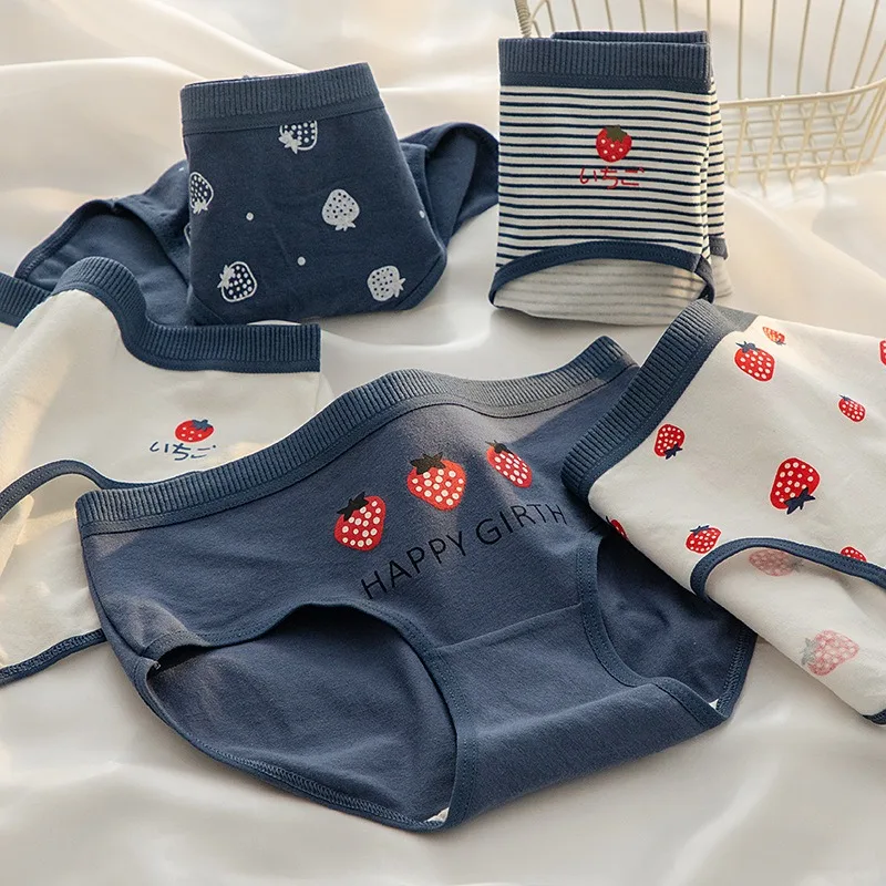 

Women Cotton Panties M-XL Low-Rise Underwear Trendy Strawberry Pattern Briefs Female Soft Underpants Lingerie