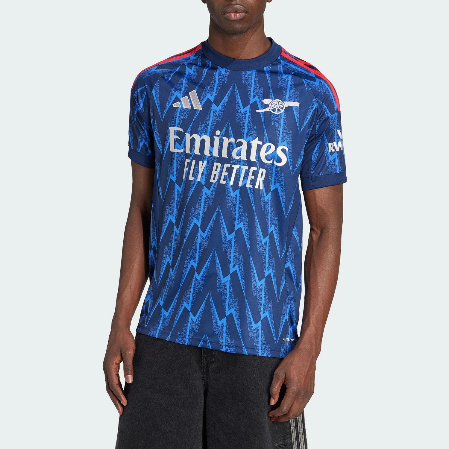 

Оригинальная мужская дышащая футболка Adidas с круглым вырезом и короткими рукавами, весенняя коллекция 2026 года, JI9511