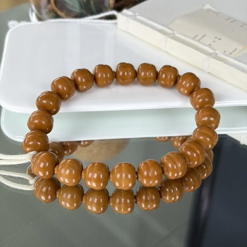 All kinds of monkey head gourd hand-held bracelets and fashion accessories