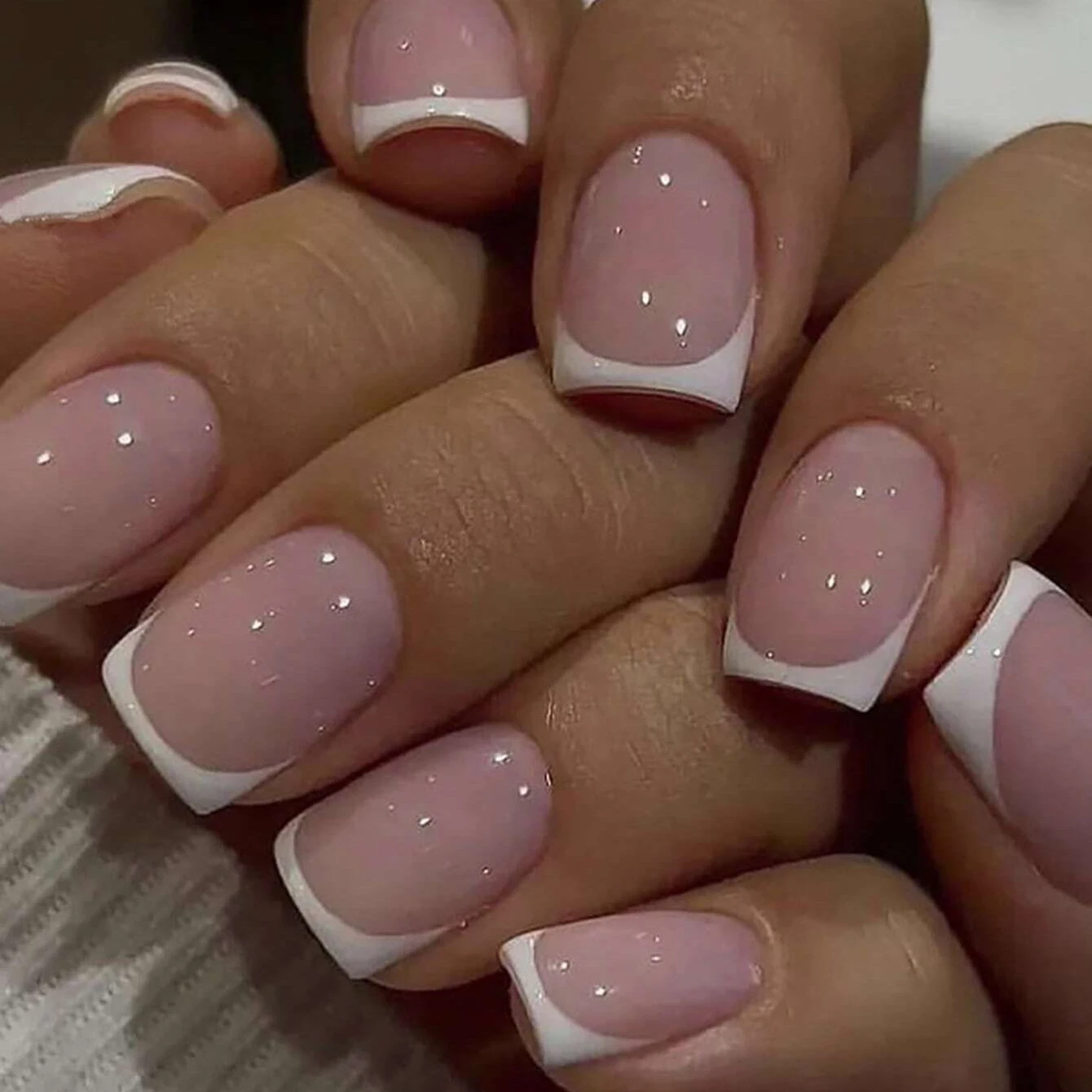 120pcs French Edge Press Short Square False Nails Full Coverage Acrylic Nail Art - Detachable False Nails Whitening Nail Art Set