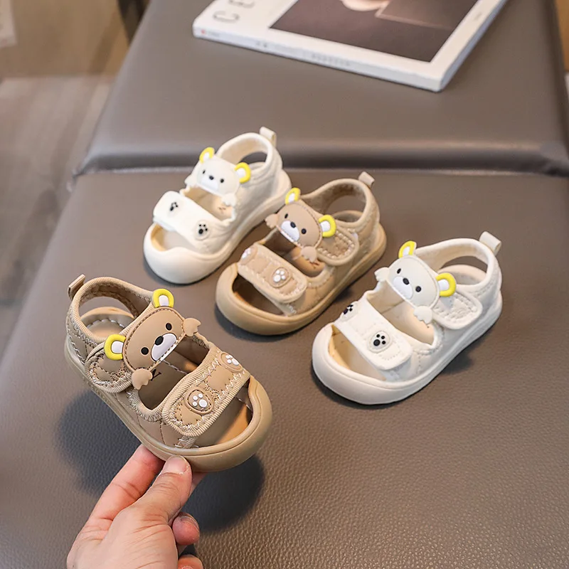 Korean version men's soft soled summer anti slip girls' teddy bear beach shoes 0-2 years old baby girls' walking sandals