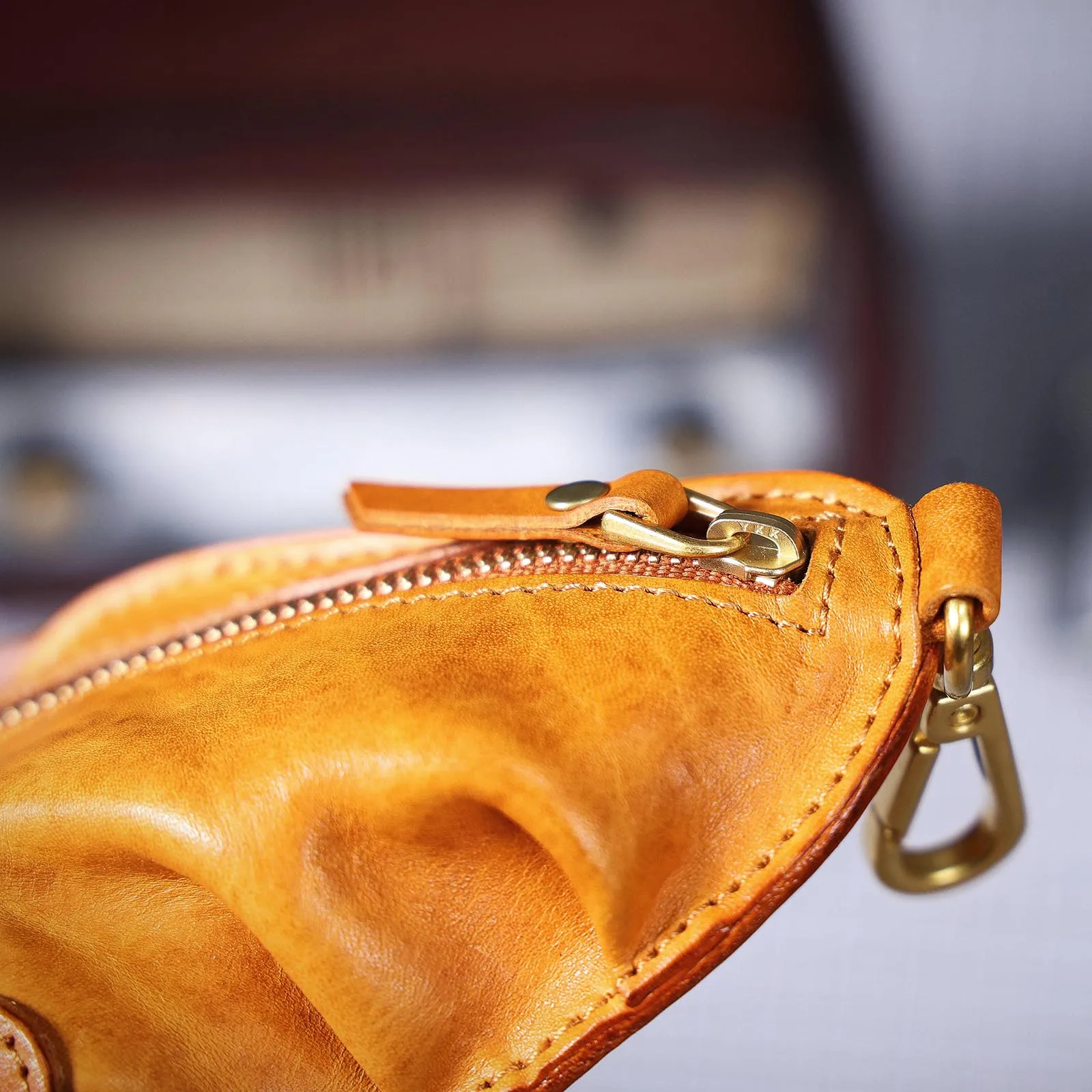 Echtleder Autoschlüsselhalter Unisex Casual Schlüsseltasche aus pflanzlich gegerbtem Rindsleder Gürteltasche für Münzen. – Detail 17