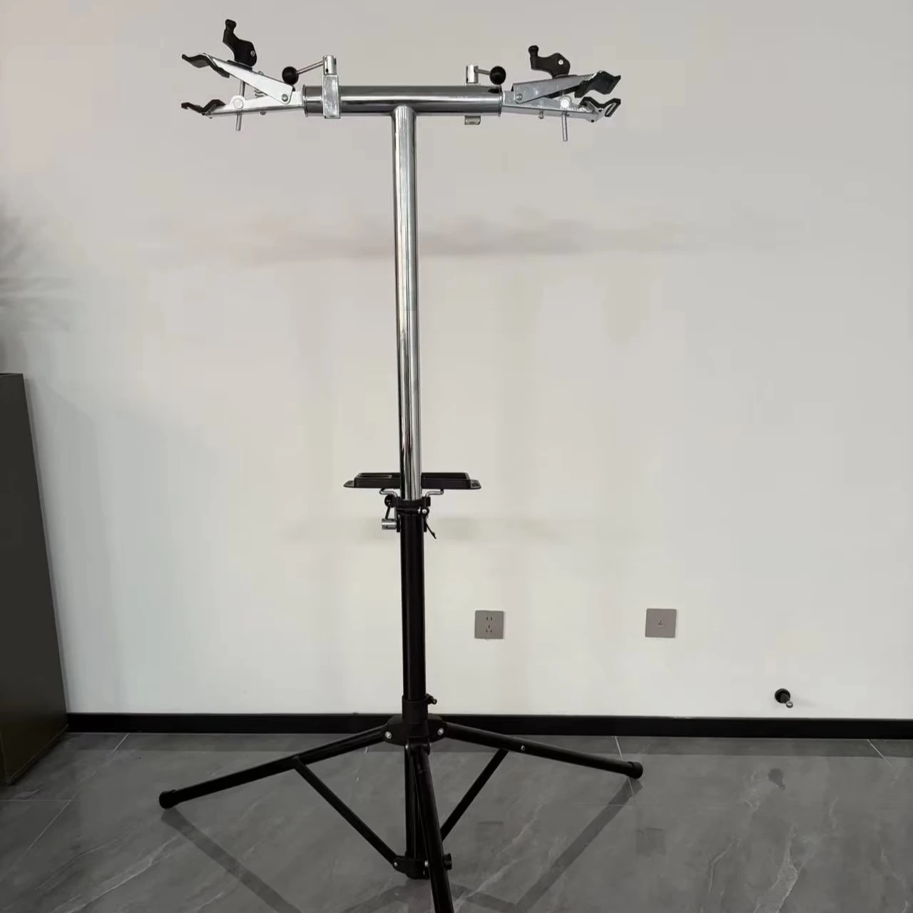 Bicycle Repair Stand  Steel Adjustable Collapsible Floor Standing 80KG Load Capacity Mechanical Principle Factory Sales